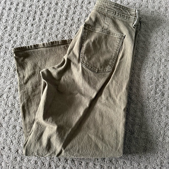 Universal Thread Olive Green Wide Leg Jeans - Picture 2 of 3